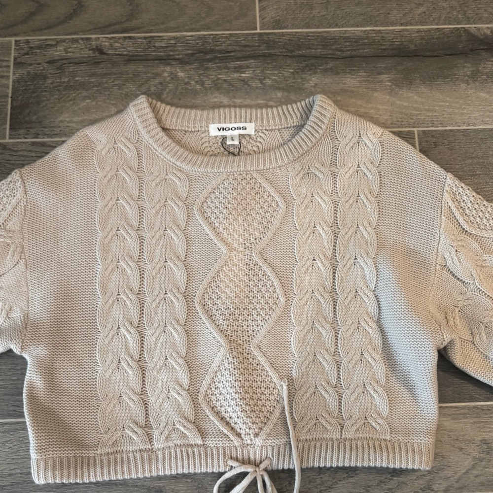 Vigoss Women Cream Cropped Pullover Sweater L